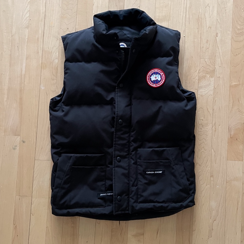 Canada Goose Men's Freestyle Vest Size Small S/P Black/Noir